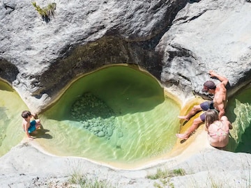 pozas de agua cerca de aínsa barranco ascaso