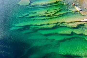 pozas de agua cerca de aínsa gorga de boltaña