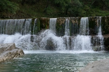 pozas de agua cerca de aínsa rio bellos